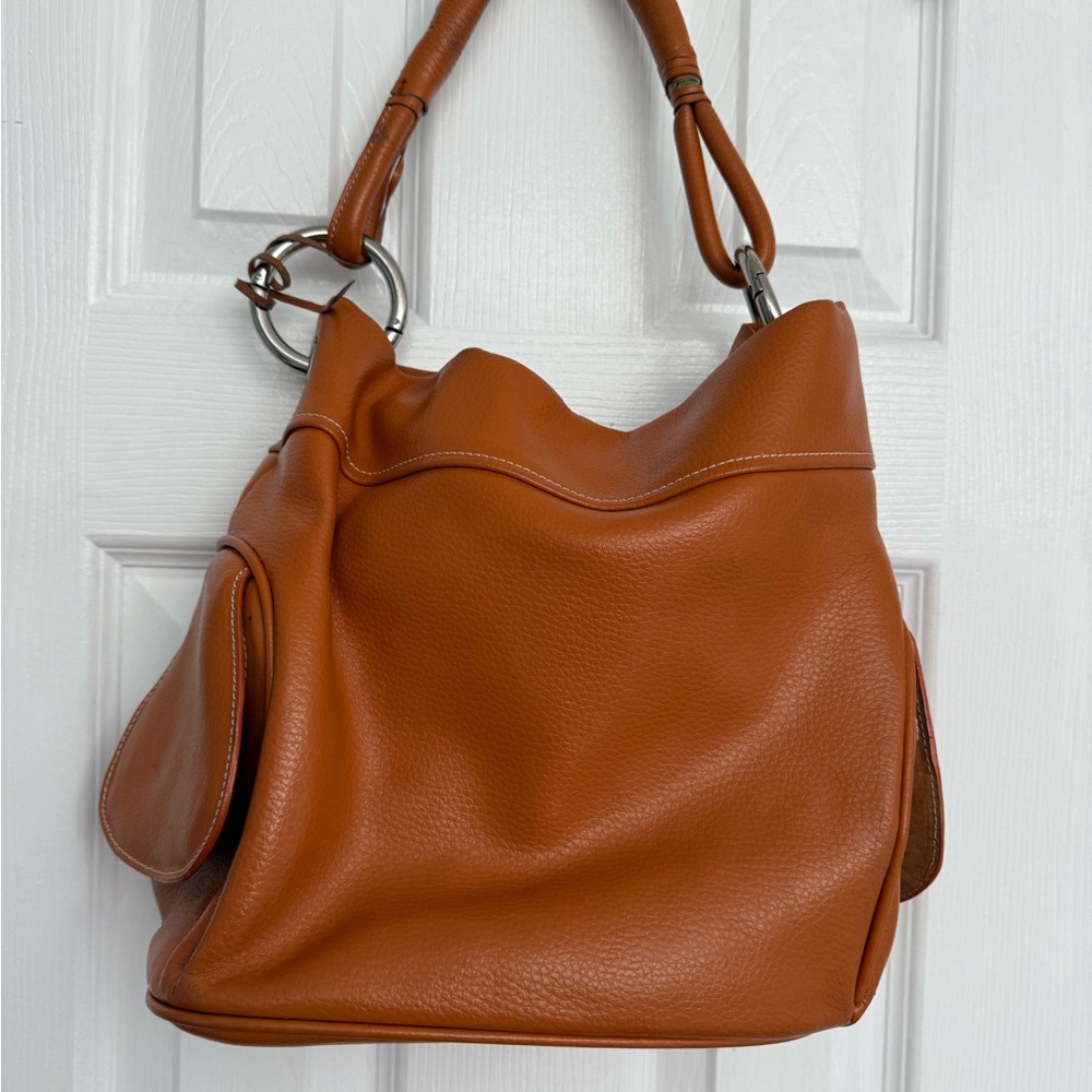Elegant Tan Leather Handbag